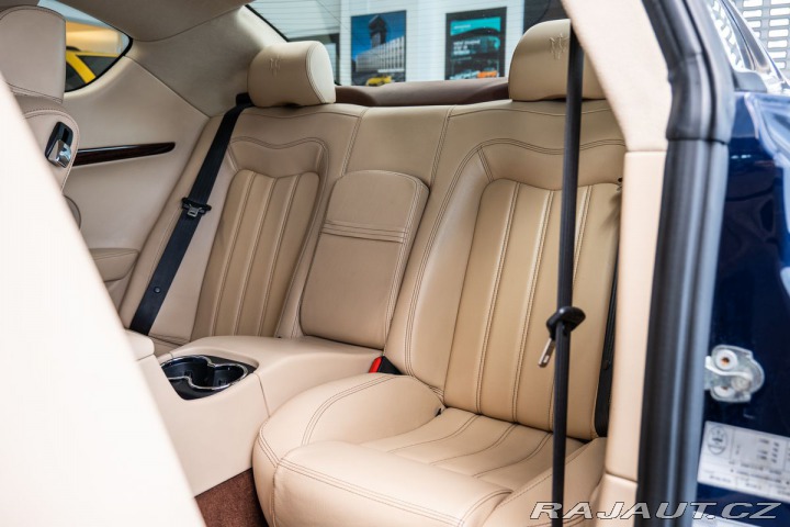 Maserati GranTurismo  1800