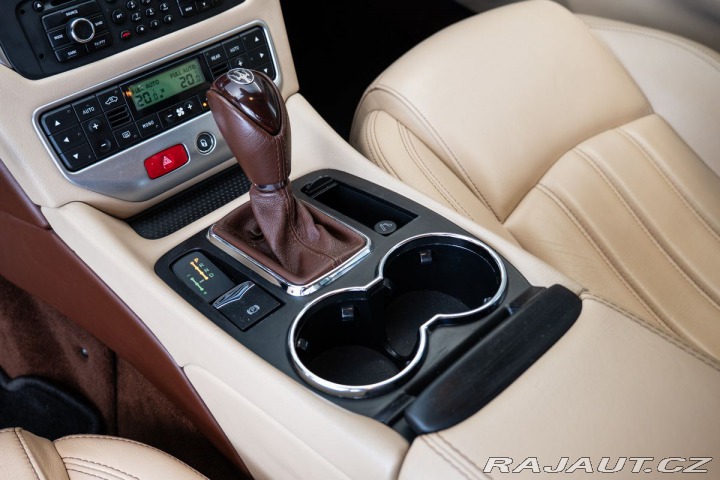 Maserati GranTurismo  1800