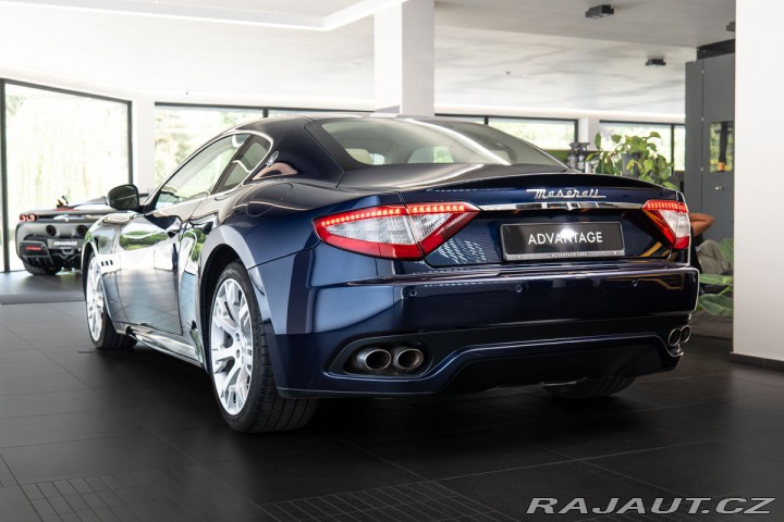 Maserati GranTurismo 2011
