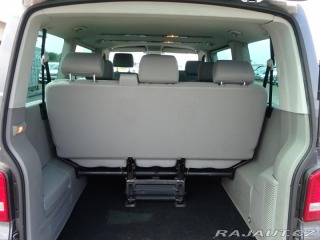 Volkswagen Caravelle 2.0TDI 9 MÍST 2010