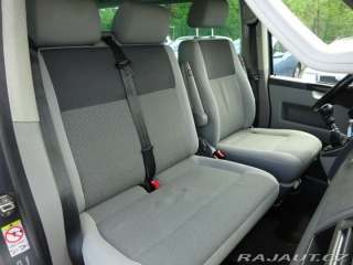 Volkswagen Caravelle 2.0TDI 9 MÍST 2010