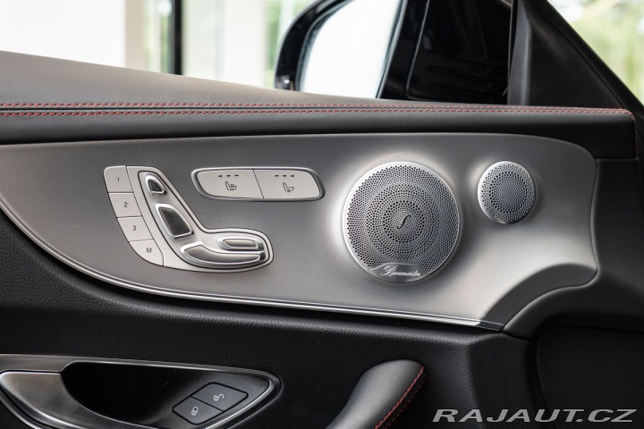 Mercedes-Benz E 4MATIC 2019