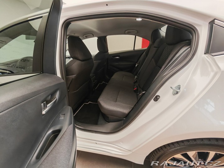 Toyota Corolla 1.8 Hybrid Style e-CVT se 2024