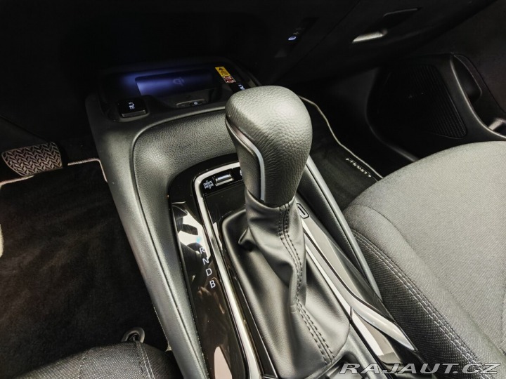 Toyota Corolla 1.8 Hybrid Style e-CVT se 2024