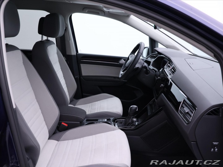Volkswagen Touran 2,0 TDI DSG Highline 7Mís 2024