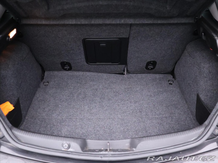 Alfa Romeo Giulietta 1,6 JTD 77kW Distinctive 2012