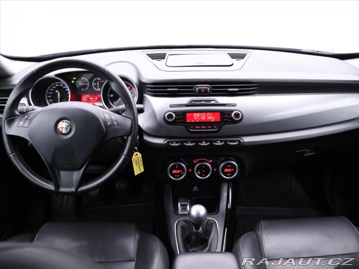 Alfa Romeo Giulietta 1,6 JTD 77kW Distinctive 2012