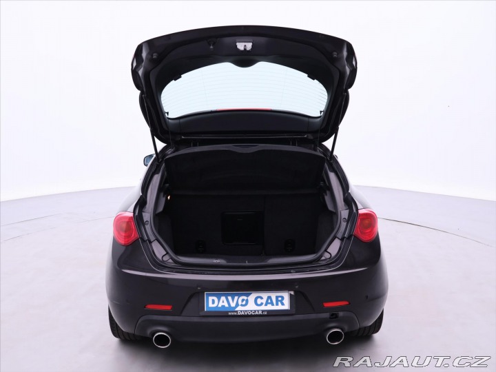 Alfa Romeo Giulietta 1,6 JTD 77kW Distinctive 2012