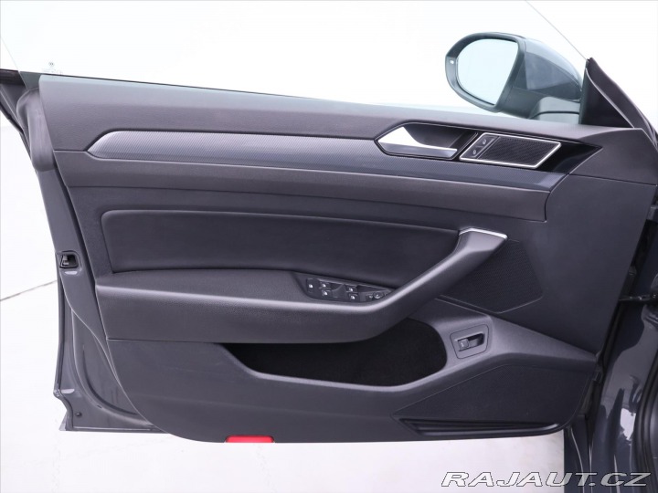 Volkswagen Arteon 2,0 TDI 110kW R-Line DSG 2019
