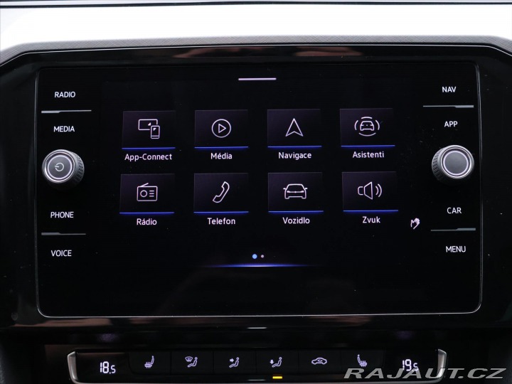 Volkswagen Passat 2,0 TDI 110kW DSG LED DPH 2021