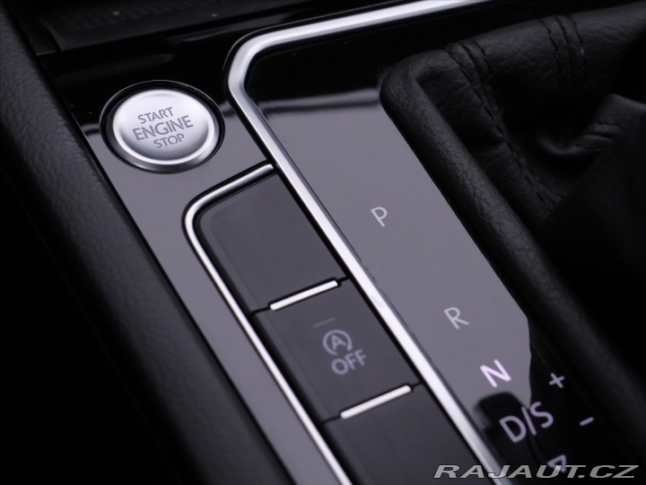 Volkswagen Passat 2,0 TDI 110kW DSG LED DPH 2021