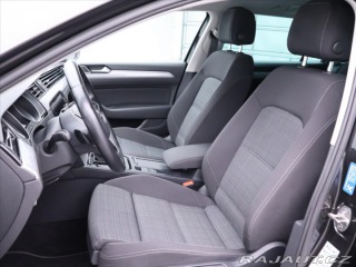 Volkswagen Passat 2,0 TDI 110kW DSG LED DPH 2021