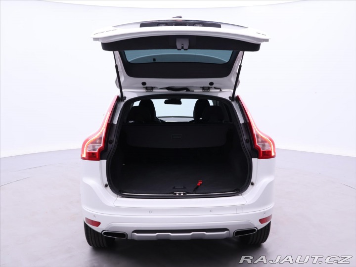 Volvo XC60 2,0 D3 100kW Serv.Kniha 2013