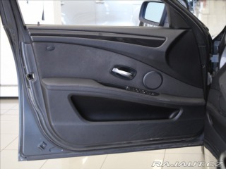 BMW 5 3,0 525d R6 145kW xDrive 2010