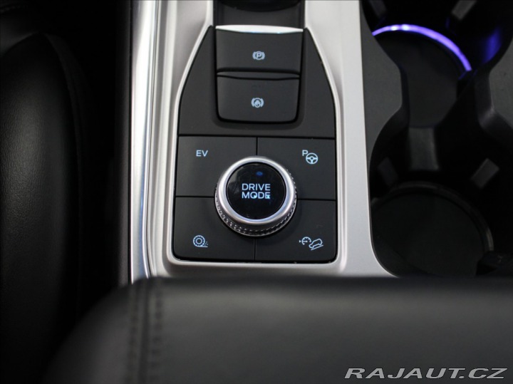Ford Explorer 3,0 PHEV Platinum 1.majit 2021