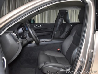 Volvo XC60 2,0 B4 AWD PLUS BLIS,Bezk 2024