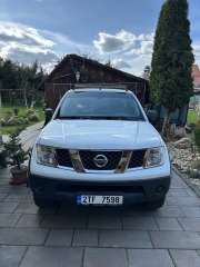 Nissan Navara 2,5   D40