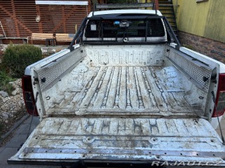 Nissan Navara 2,5 D40 2007