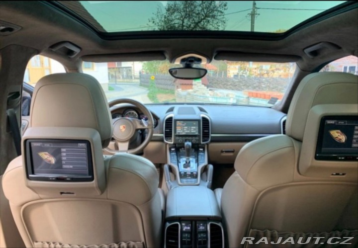 Porsche Cayenne 4,8 Turbo V8 580ps 2011