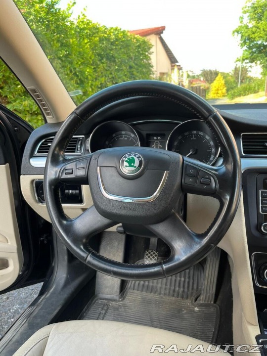 Škoda Superb 1,4 TSI Elegance 2009