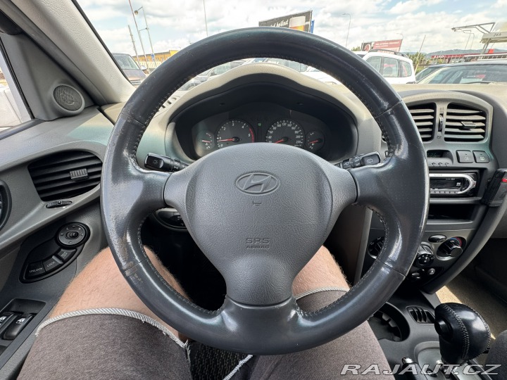 Hyundai Santa Fe 4X4 AUTOMAT 2,0D 82,5 KW 2003