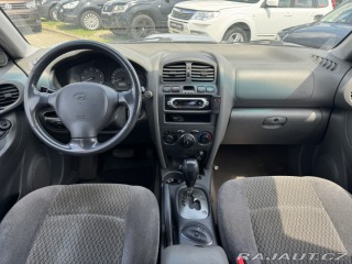 Hyundai Santa Fe 4X4 AUTOMAT 2,0D 82,5 KW 2003