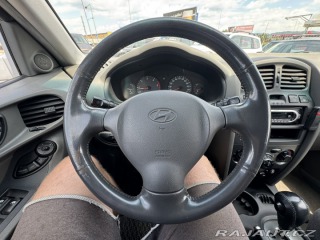 Hyundai Santa Fe 4X4 AUTOMAT 2,0D 82,5 KW 2003