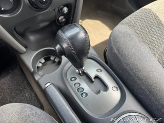Hyundai Santa Fe 4X4 AUTOMAT 2,0D 82,5 KW 2003