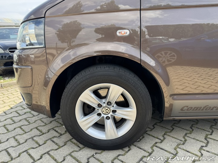 Volkswagen Caravelle LONG 9 MÍST 2,0 TDI 103KW 2010