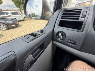Volkswagen Caravelle LONG 9 MÍST 2,0 TDI 103KW 2010