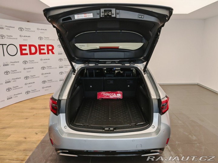 Toyota Corolla 1.8 Hybrid e-CVT Style To 2024