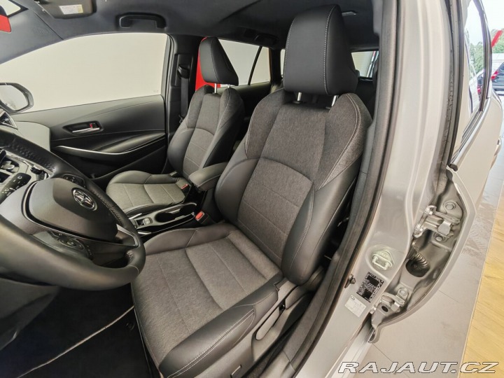 Toyota Corolla 1.8 Hybrid e-CVT Style To 2024