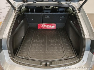 Toyota Corolla 1.8 Hybrid e-CVT Style To 2024