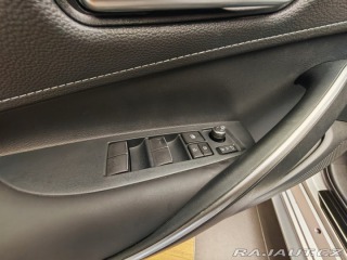 Toyota Corolla 1.8 Hybrid e-CVT Style To 2024
