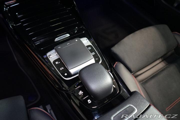 Mercedes-Benz A AMG*4M*AERO*PANO*360* 2019