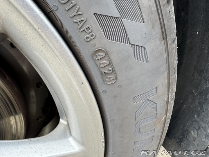 Honda Civic 1,8i I-VTEC 103 KW STK SK 2006