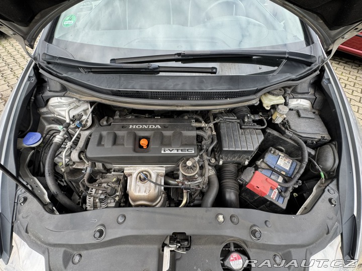Honda Civic 1,8i I-VTEC 103 KW STK SK 2006