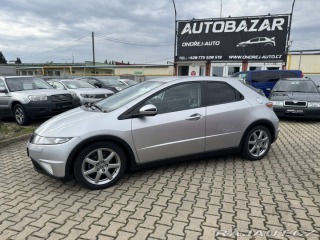 Honda Civic 1,8i I-VTEC 103 KW STK SK 2006