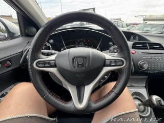 Honda Civic 1,8i I-VTEC 103 KW STK SK 2006