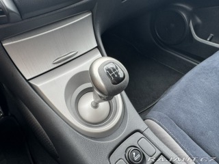 Honda Civic 1,8i I-VTEC 103 KW STK SK 2006