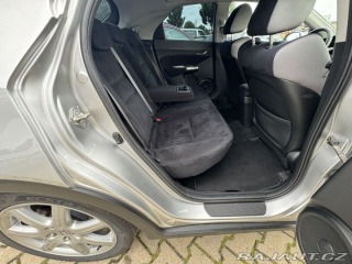 Honda Civic 1,8i I-VTEC 103 KW STK SK 2006