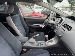 Honda Civic 1,8i I-VTEC 103 KW STK SK 2006