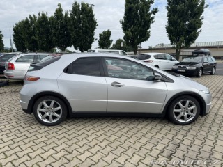 Honda Civic 1,8i I-VTEC 103 KW STK SK 2006