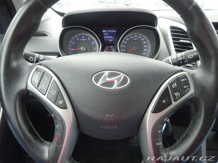 Hyundai i30 1.4i 73kW ČR SERVIS 1 MAJ 2015