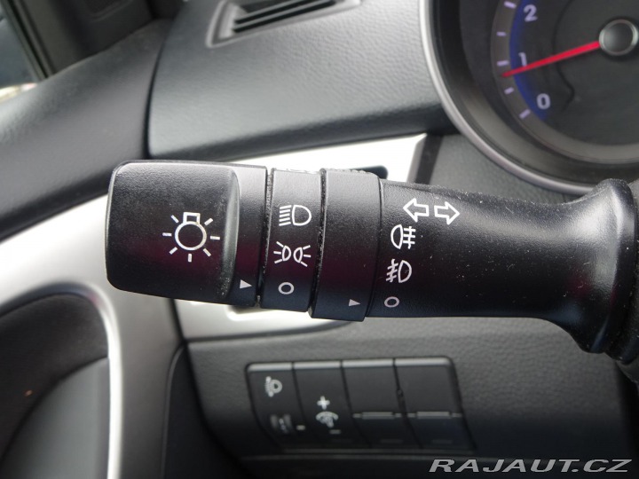 Hyundai i30 1.4i 73kW ČR SERVIS 1 MAJ 2015