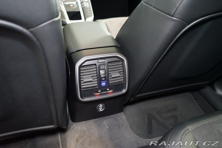 Porsche Macan PANO*CAMERA*LED* 2019