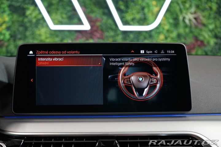 BMW 5 xDRIVE*TOURING*HUD*NEZ.TO 2021