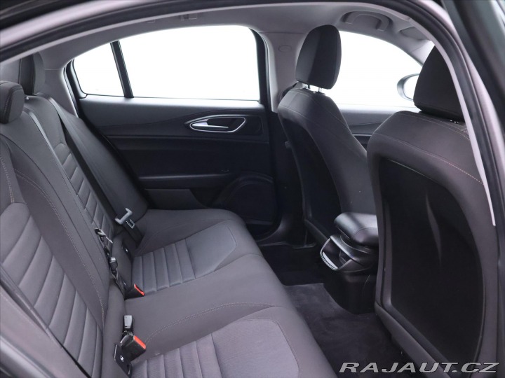 Alfa Romeo Giulia 2,1 JTDM 118kW Tempomat 2019