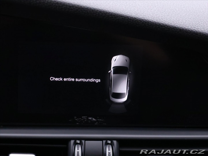 Alfa Romeo Giulia 2,1 JTDM 118kW Tempomat 2019