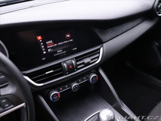 Alfa Romeo Giulia 2,1 JTDM 118kW Tempomat 2019